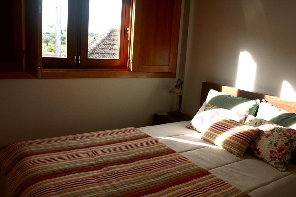 Hostal Casas Do Fantal Vale de Salgueiro Habitación foto